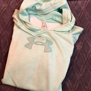 Woman’s Large  Under Armour Cold Gear Hoodie